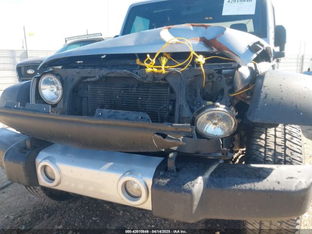 1C4AJWAG5GL204706 Jeep Wrangler Sport