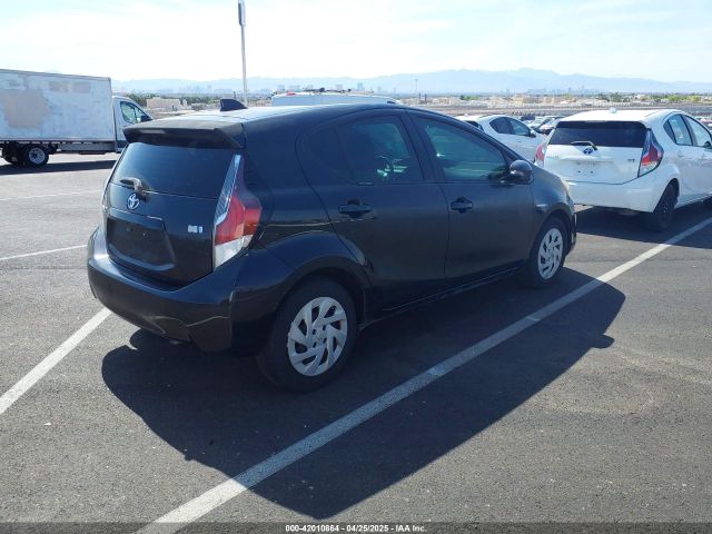 JTDKDTB39G1122107 Toyota Prius C Two