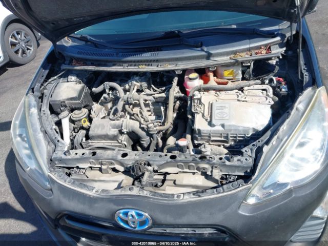 JTDKDTB39G1125346 Toyota Prius C Two