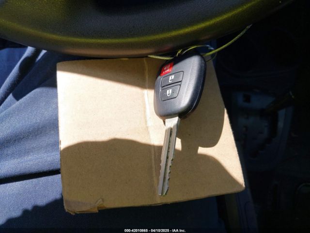 JTDKDTB39G1125346 Toyota Prius C Two