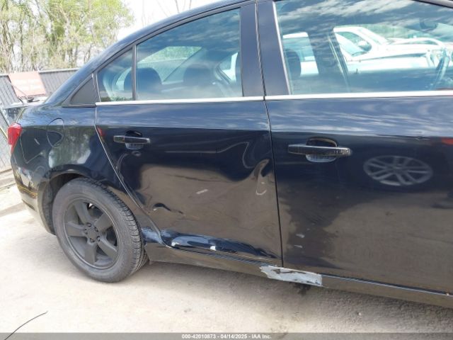 1G1PC5SB4E7283155 Chevrolet Cruze 1lt Auto