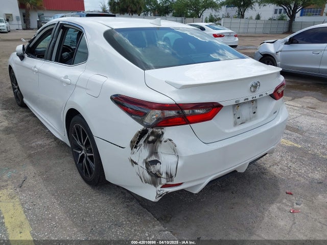 4T1T11AK9MU495003 Toyota CAMRY SE