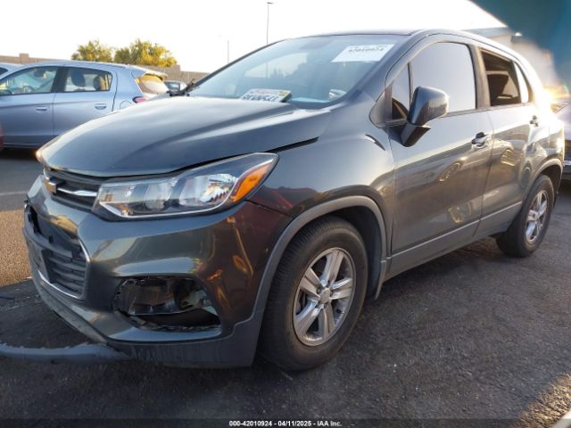 3GNCJKSB8KL365883 Chevrolet TRAX LS