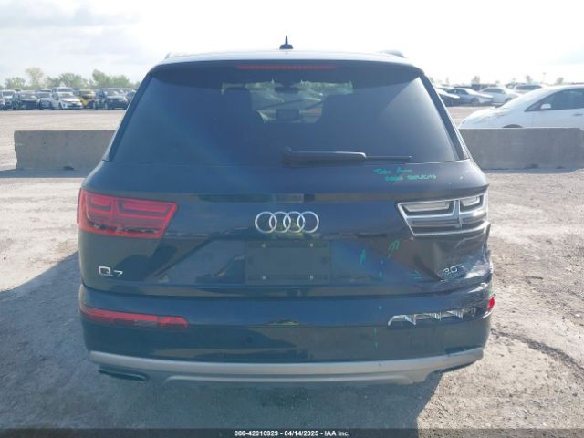 WA1VAAF73JD015948 Audi Q7 3.0t Premium