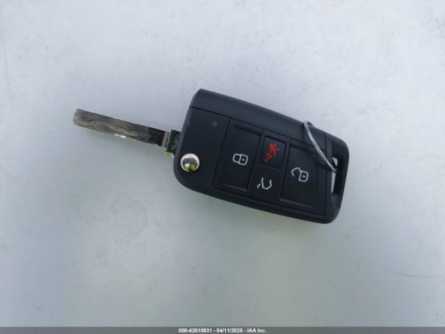 3VV1B7AX9KM110873 Volkswagen Tiguan 2.0t S