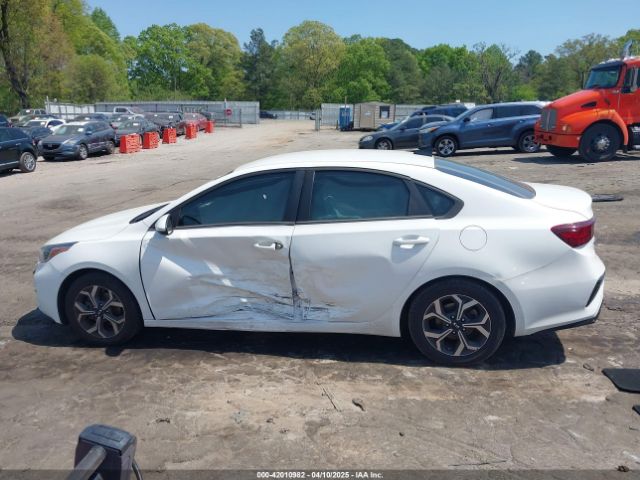 3KPF24AD0LE211515 KIA Forte Lxs