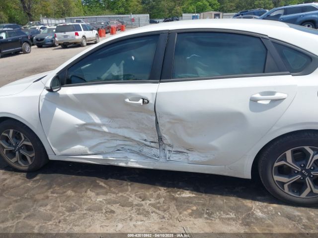 3KPF24AD0LE211515 KIA Forte Lxs