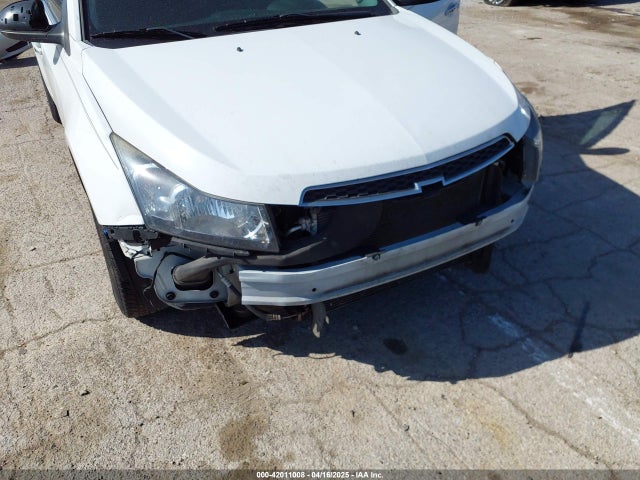 1G1PC5SB0E7261699 Chevrolet Cruze 1lt Auto