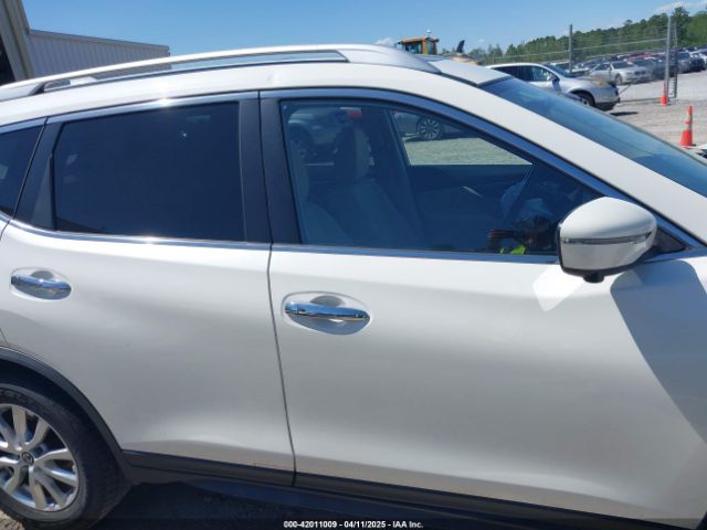 JN8AT2MT5HW398685 Nissan ROGUE SV