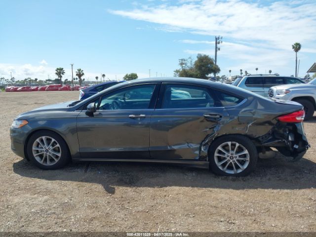 3FA6P0HD4LR231507 Ford FUSION SE