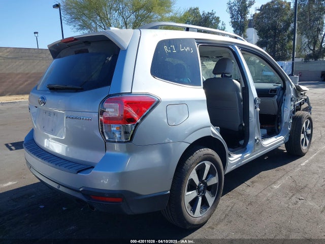 Subaru Forester 2.5i Limited 2018 JF2SJARC4JH435231 Image 4