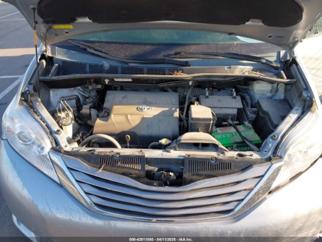 2015 TOYOTA SIENNA 5TDYK3DC3FS542685 Photo 9