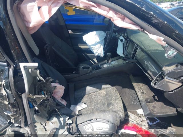 WP0AA2A73FL000297 Porsche PANAMERA 4