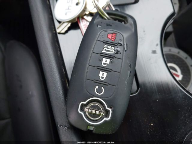 JN8BT3BB4PW496190 Nissan Rogue Sv Intelligent Awd