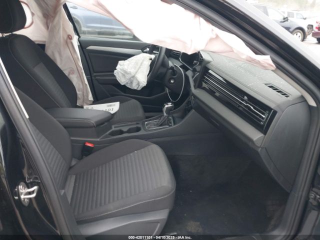 3VW5X7BU2SM018104 Volkswagen Jetta 1.5t S