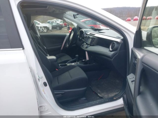 JTMRJREV9GD013779 Toyota Rav4 Hybrid Xle