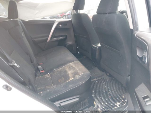 JTMRJREV9GD013779 Toyota Rav4 Hybrid Xle