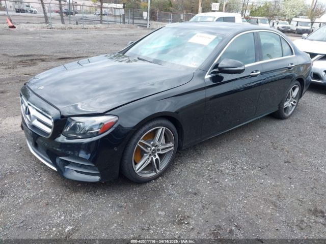 2019 MERCEDES-BENZ E 300 WDDZF4KB0KA545145 Photo 1