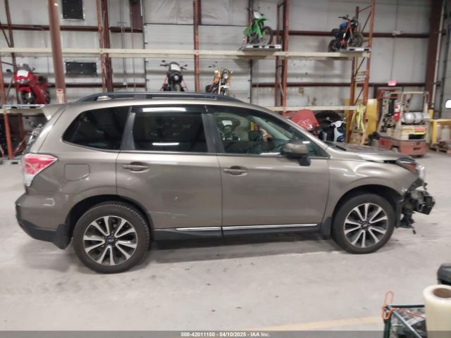 JF2SJGWC2JH598290 Subaru Forester 2.0xt Touring