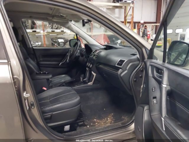 JF2SJGWC2JH598290 Subaru Forester 2.0xt Touring