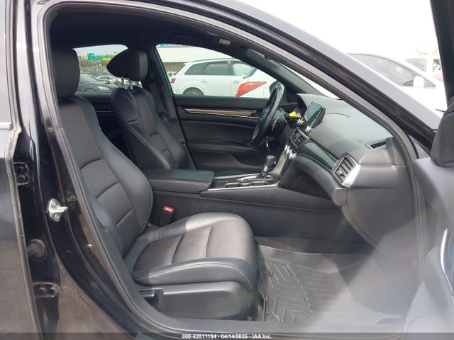 1HGCV1F36JA186047 Honda Accord Sport