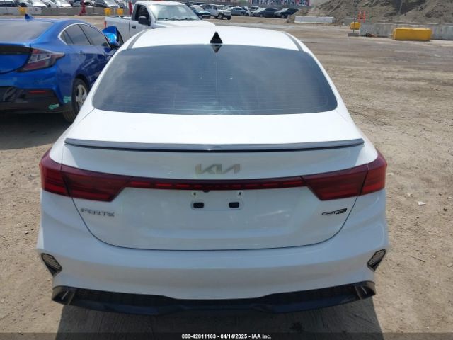 3KPF54AD6PE610605 KIA Forte Gt-line