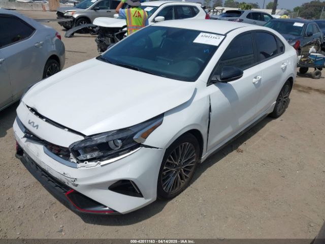 3KPF54AD6PE610605 KIA Forte Gt-line