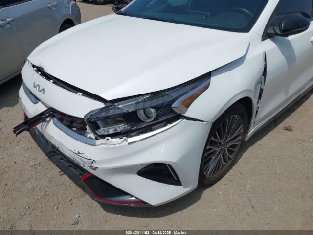 3KPF54AD6PE610605 KIA Forte Gt-line