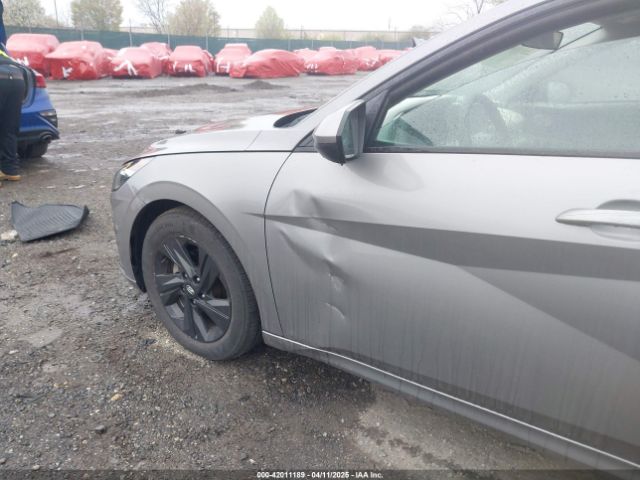 KMHLM4AG1MU141111 Hyundai ELANTRA SEL