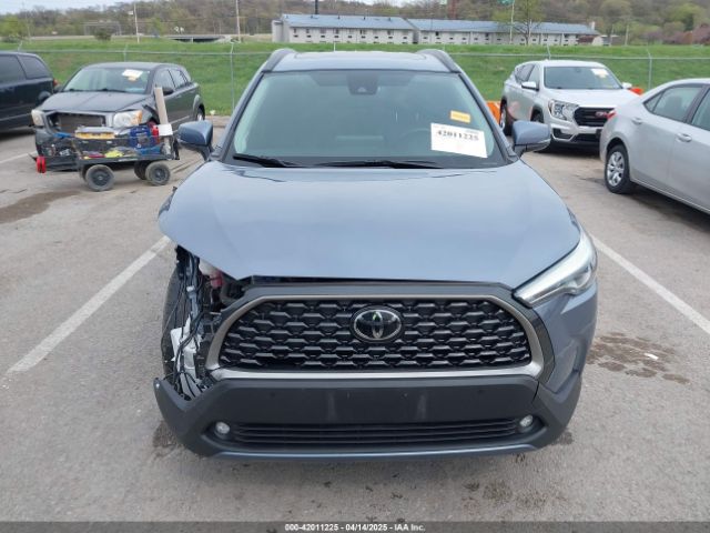 7MUDAABG1NV013042 Toyota Corolla Cross Xle