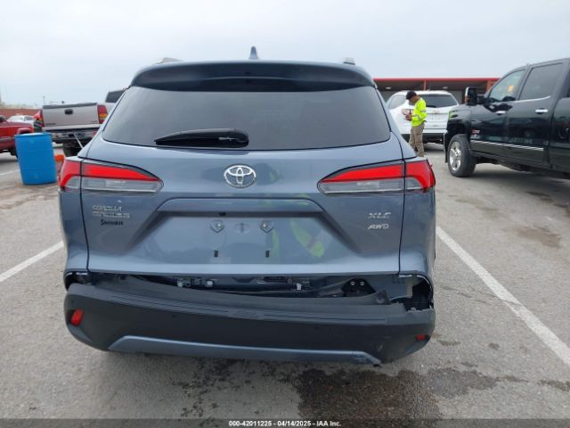 7MUDAABG1NV013042 Toyota Corolla Cross Xle