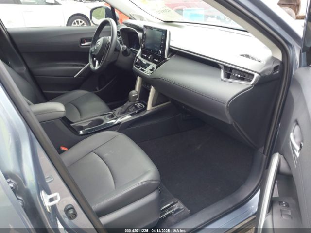 7MUDAABG1NV013042 Toyota Corolla Cross Xle