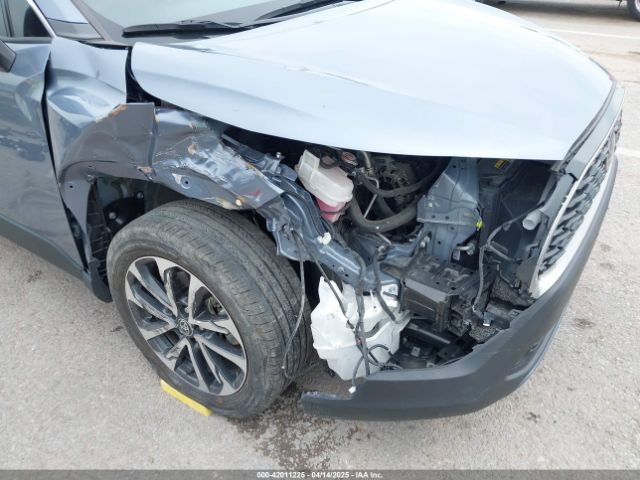 7MUDAABG1NV013042 Toyota Corolla Cross Xle