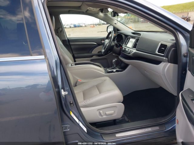 5TDDZRFH4HS405960 Toyota Highlander Limited Platinum