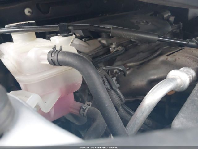 2T3RFREV6HW635987 Toyota Rav4 Xle