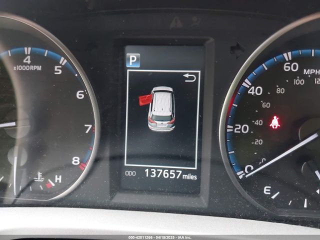 2T3RFREV6HW635987 Toyota Rav4 Xle