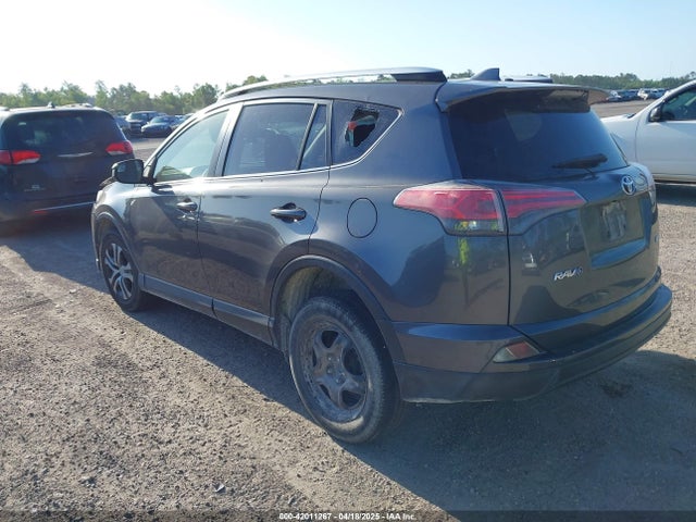 JTMZFREV7GJ065267 Toyota RAV4 LE