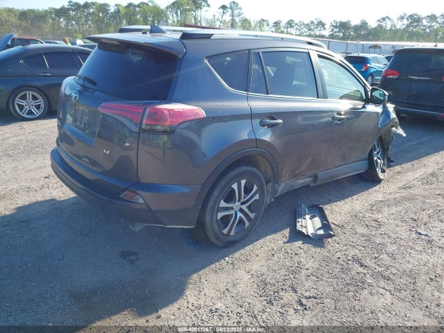 JTMZFREV7GJ065267 Toyota RAV4 LE