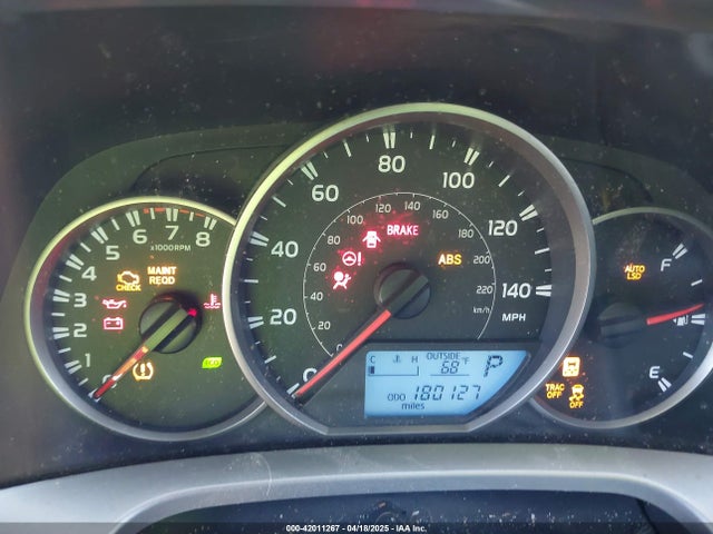JTMZFREV7GJ065267 Toyota RAV4 LE