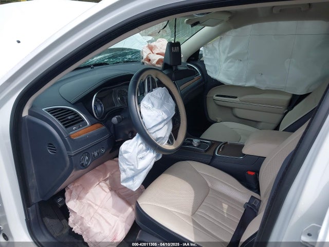 2C3CCAPT0JH152730 Chrysler 300 300c
