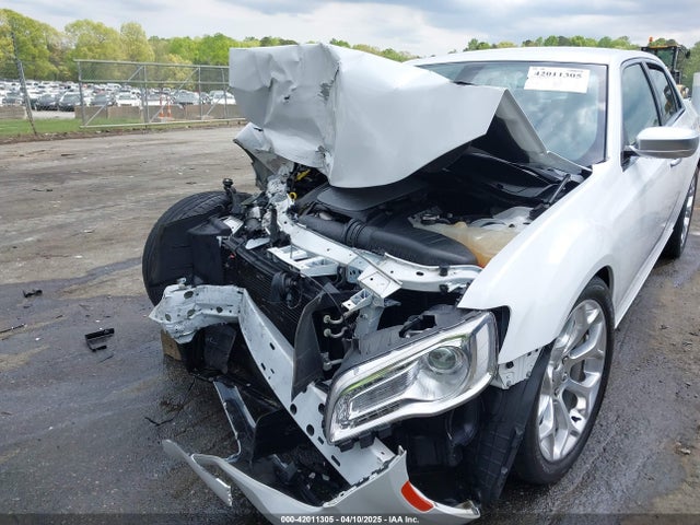 2C3CCAPT0JH152730 Chrysler 300 300c