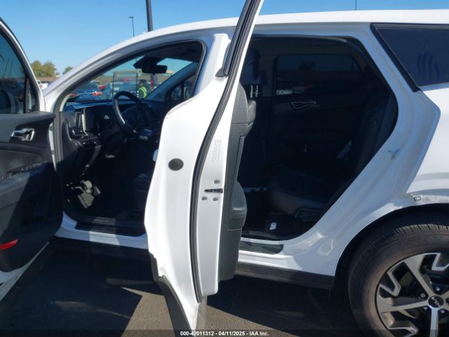 5XYK33DF6SG241283 KIA Sportage Ex