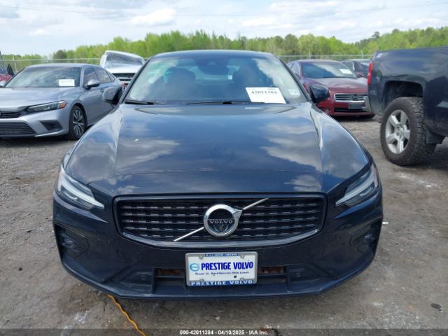 7JRL12TZ5NG192483 Volvo S60 B5 Black Edition Momentum/b5 Inscription/b5 Momentum
