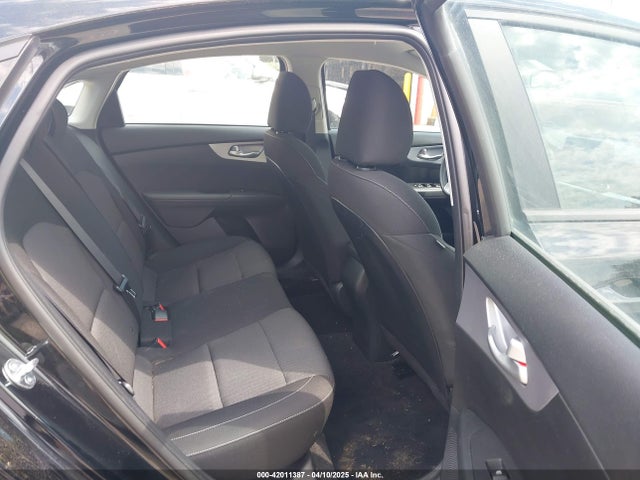 3KPF24AD5RE748194 KIA Forte Lxs