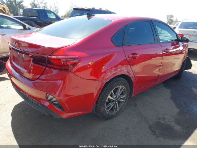 3KPF24AD8RE793730 KIA Forte Lxs