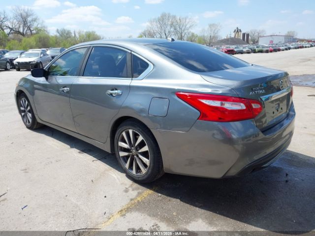 2017 NISSAN ALTIMA 1N4AL3APXHC207682 Photo 2
