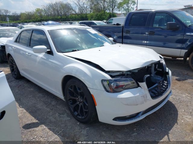 2C3CCABG8KH648094 Chrysler 300 300s