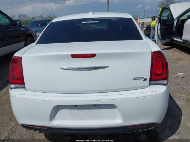 2C3CCABG8KH648094 Chrysler 300 300s
