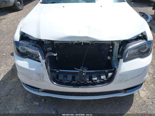 2C3CCABG8KH648094 Chrysler 300 300s