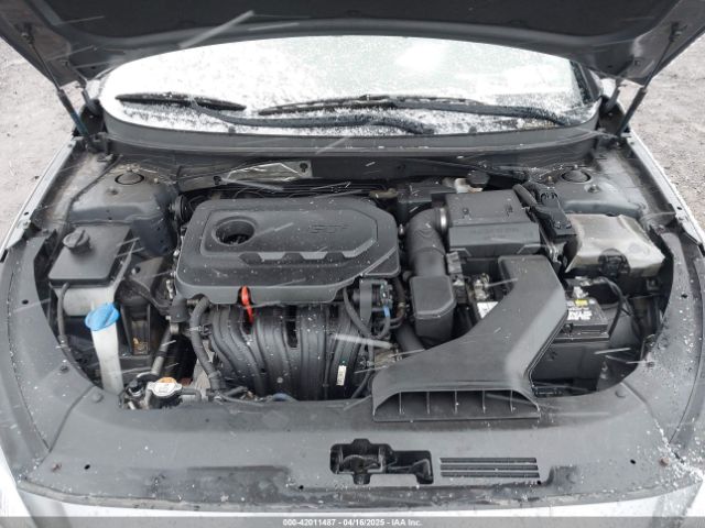 5NPE24AF3KH798980 Hyundai SONATA SE